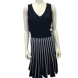 IVANKA TRUMP V NECK FIT AND FLARE KNIT DRESS‎ MD NWT